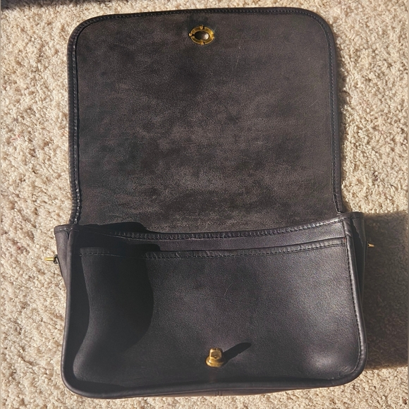 Vintage made in NYC Coach Convertable Clutch - Picture 3 of 6